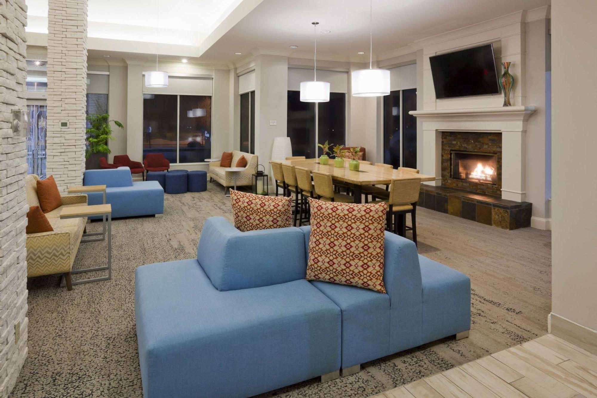 Hilton Garden Inn Minneapolis Иган Экстерьер фото